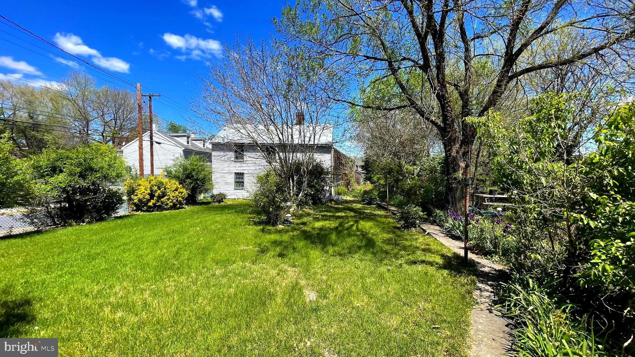 CITY OF MARTINSBURG - Commercial Sale