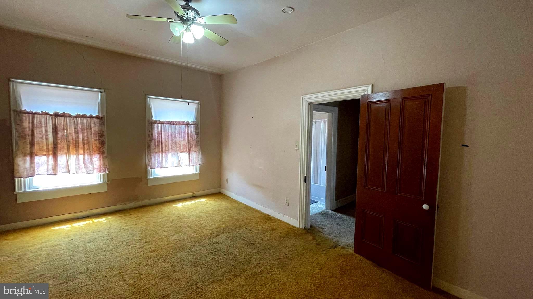 CITY OF MARTINSBURG - Commercial Sale