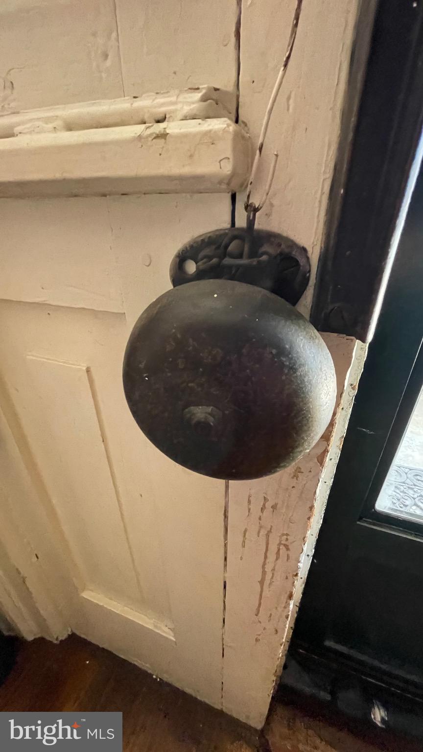 CITY OF MARTINSBURG - Commercial Sale