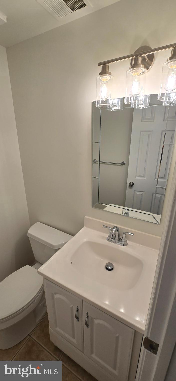 BRIGHTON SQUARE - Residential Lease