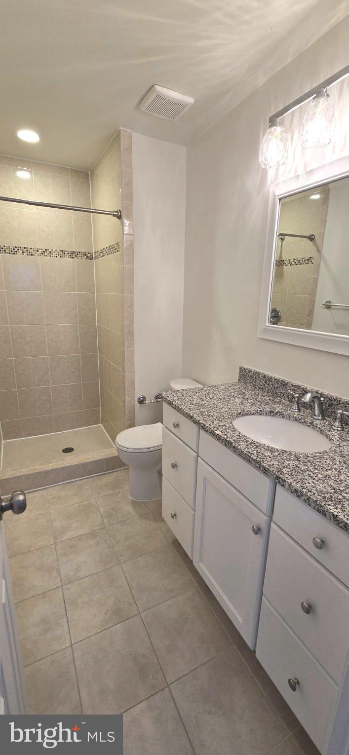 BRIGHTON SQUARE - Residential Lease