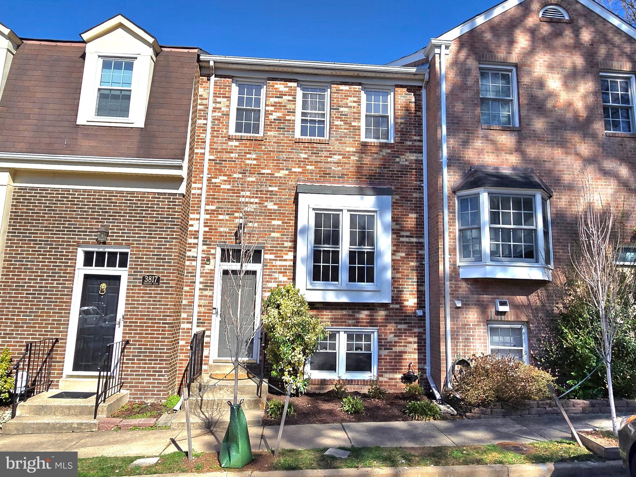 BRIGHTON SQUARE - Residential Lease