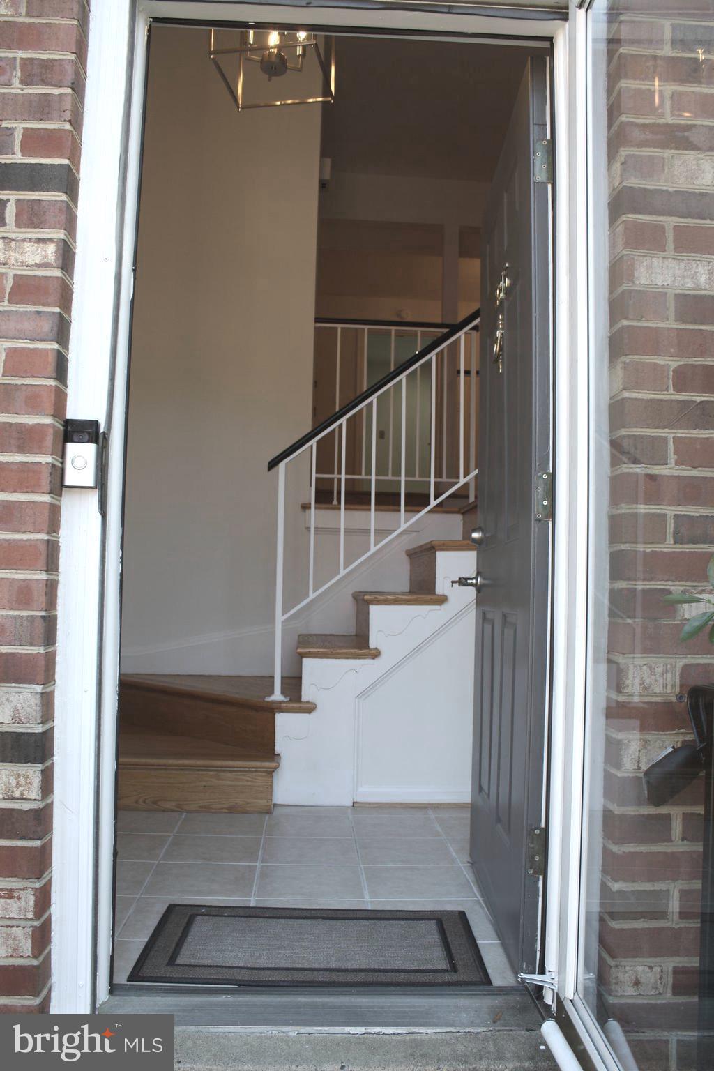 BRIGHTON SQUARE - Residential Lease