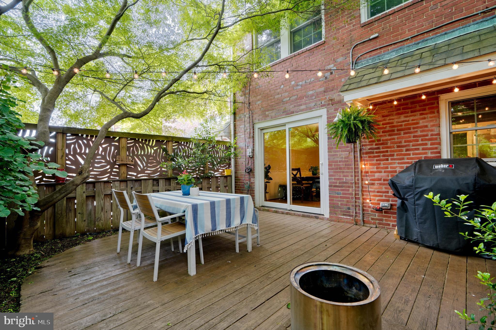 LAKE WALKER - Residential