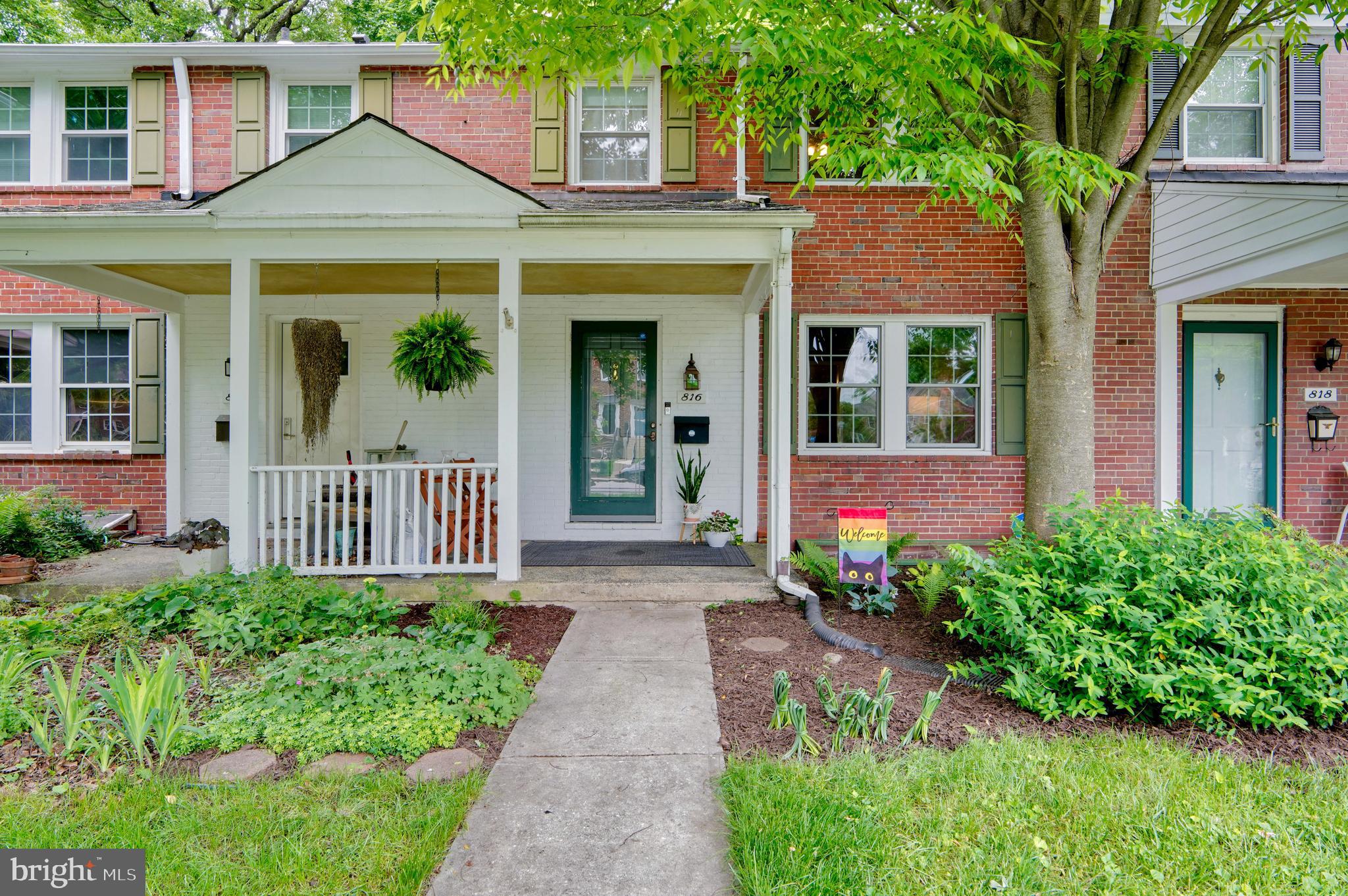 LAKE WALKER - Residential