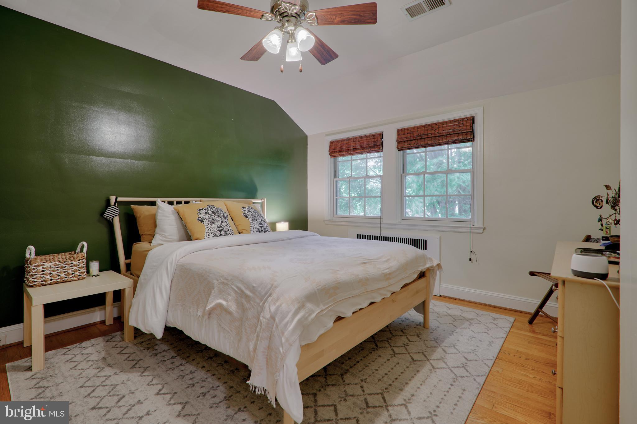 LAKE WALKER - Residential