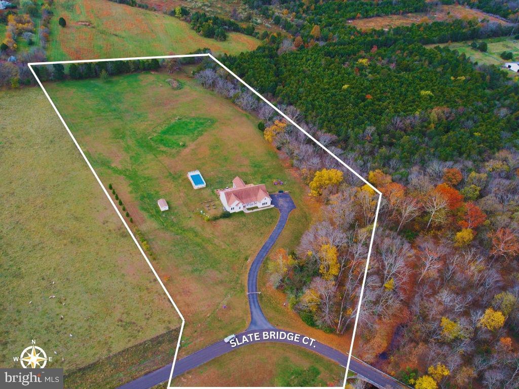 ANDREWS CROSSING - Residential