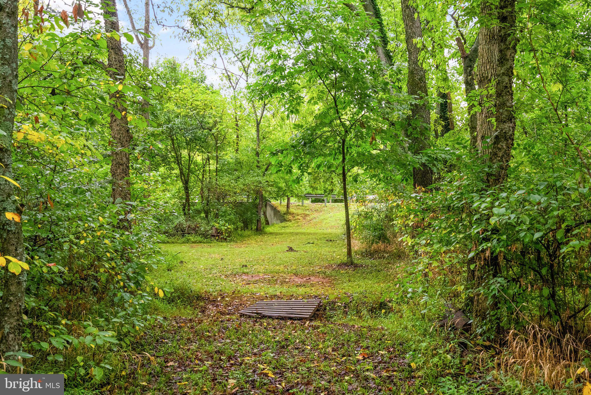 ANDREWS CROSSING - Residential