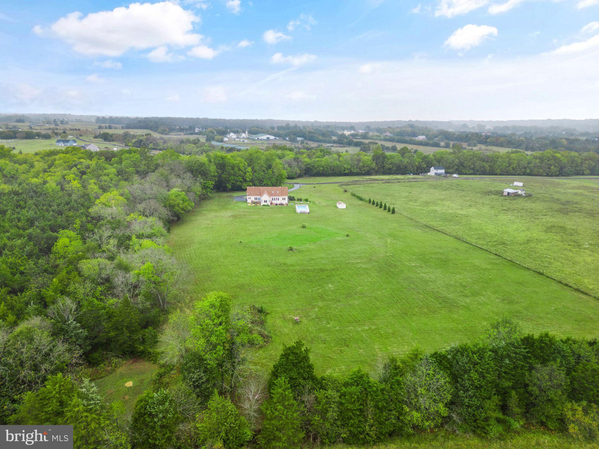 ANDREWS CROSSING - Residential