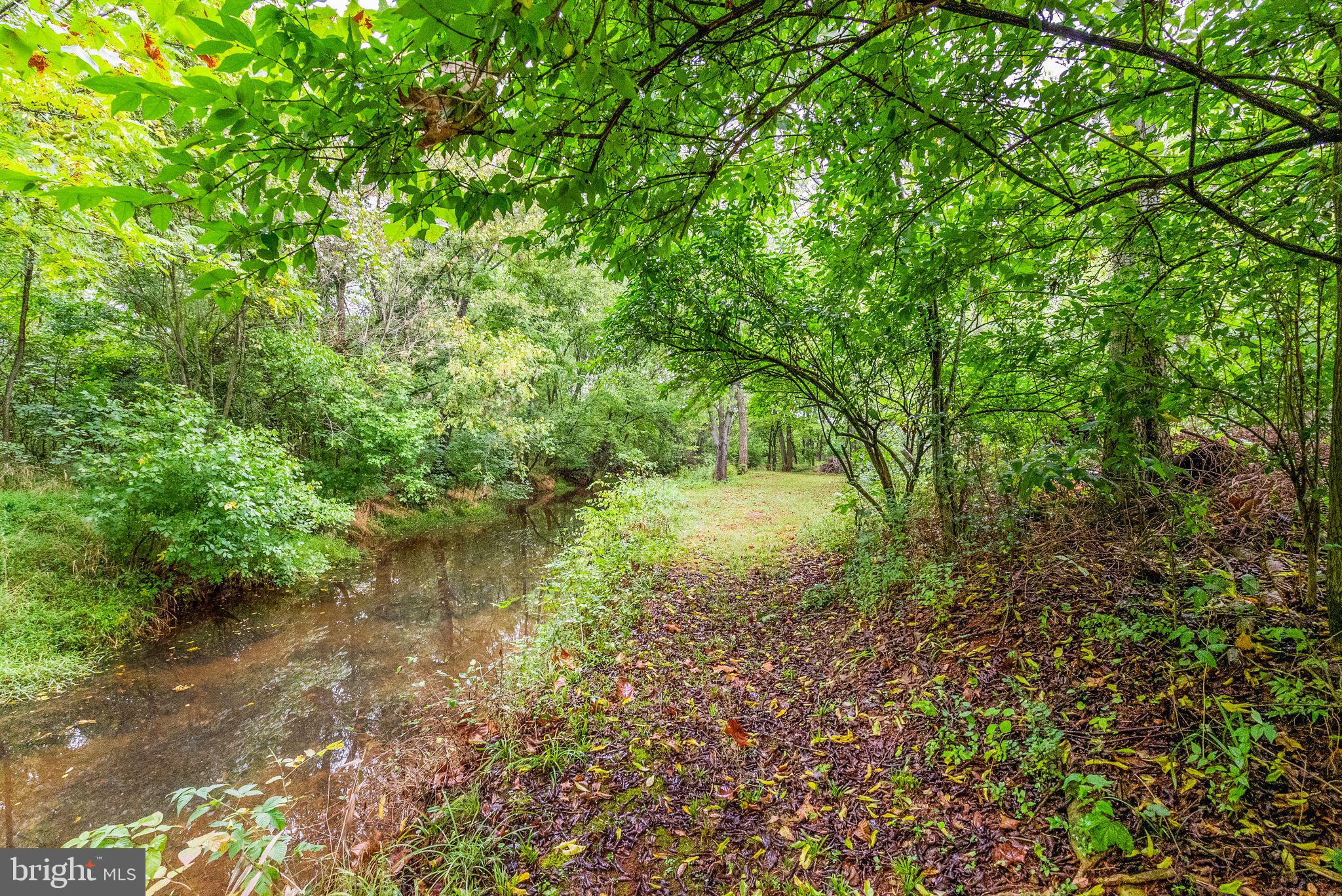 ANDREWS CROSSING - Residential