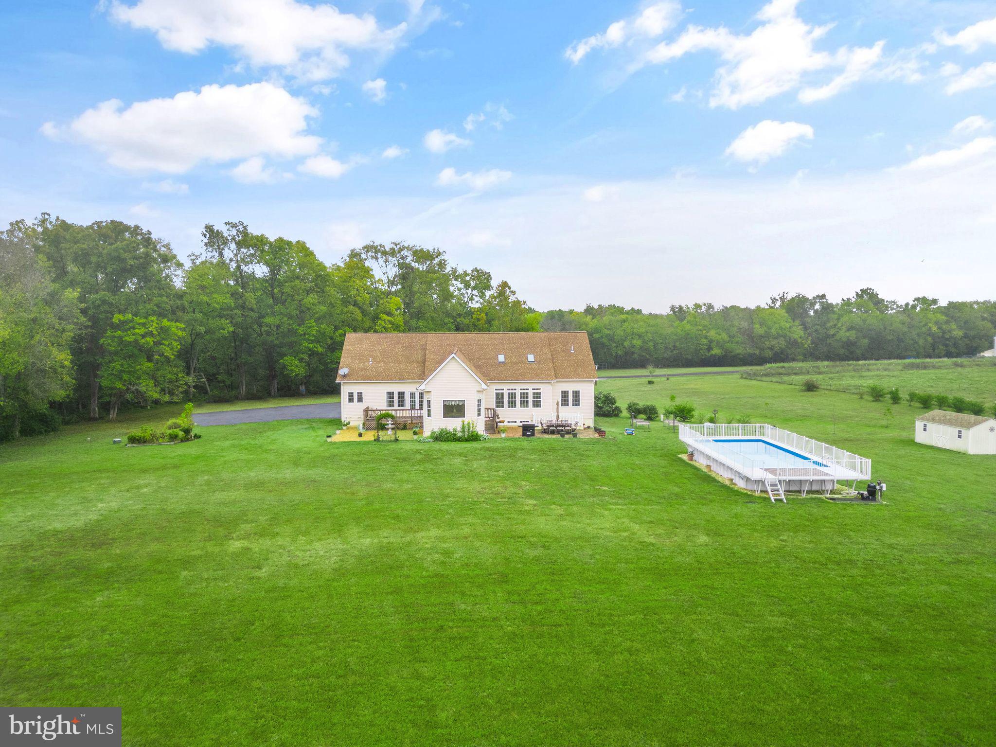 ANDREWS CROSSING - Residential