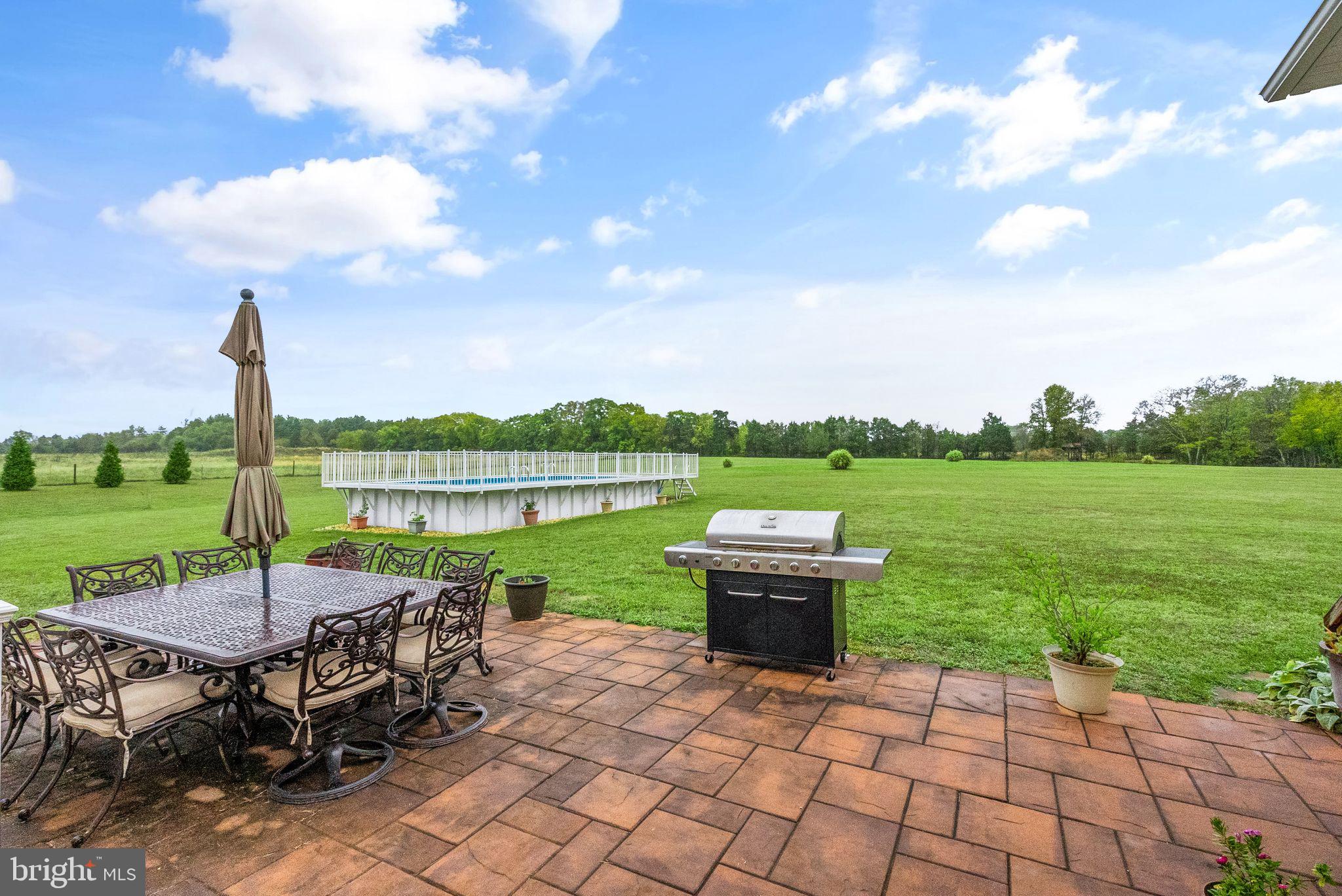 ANDREWS CROSSING - Residential