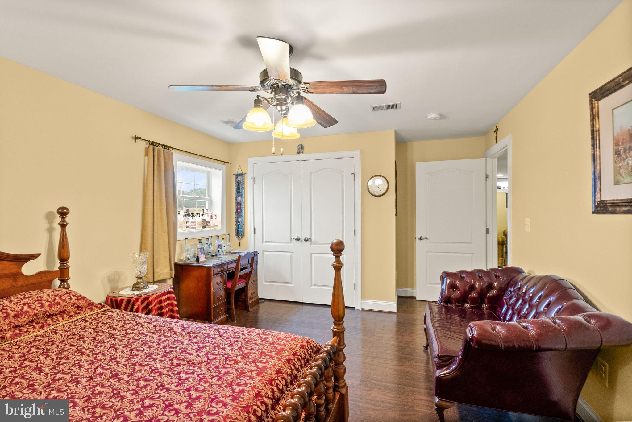 ANDREWS CROSSING - Residential