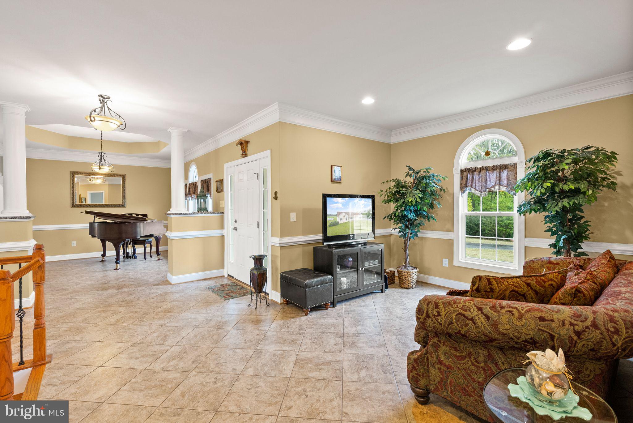 ANDREWS CROSSING - Residential