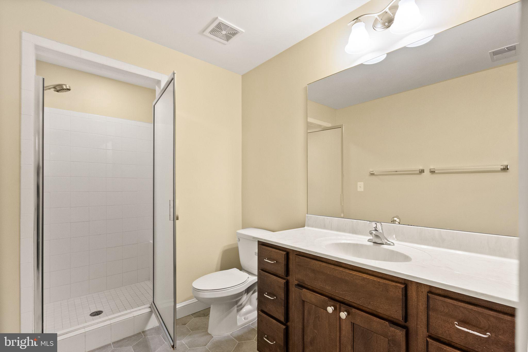 ANDREWS CROSSING - Residential