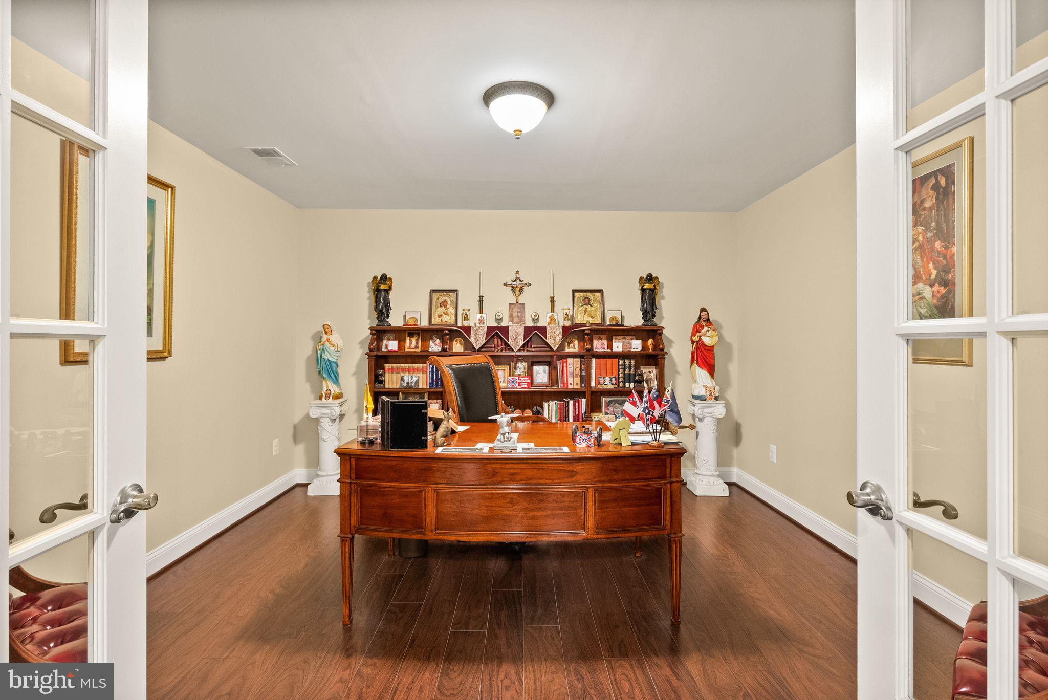 ANDREWS CROSSING - Residential