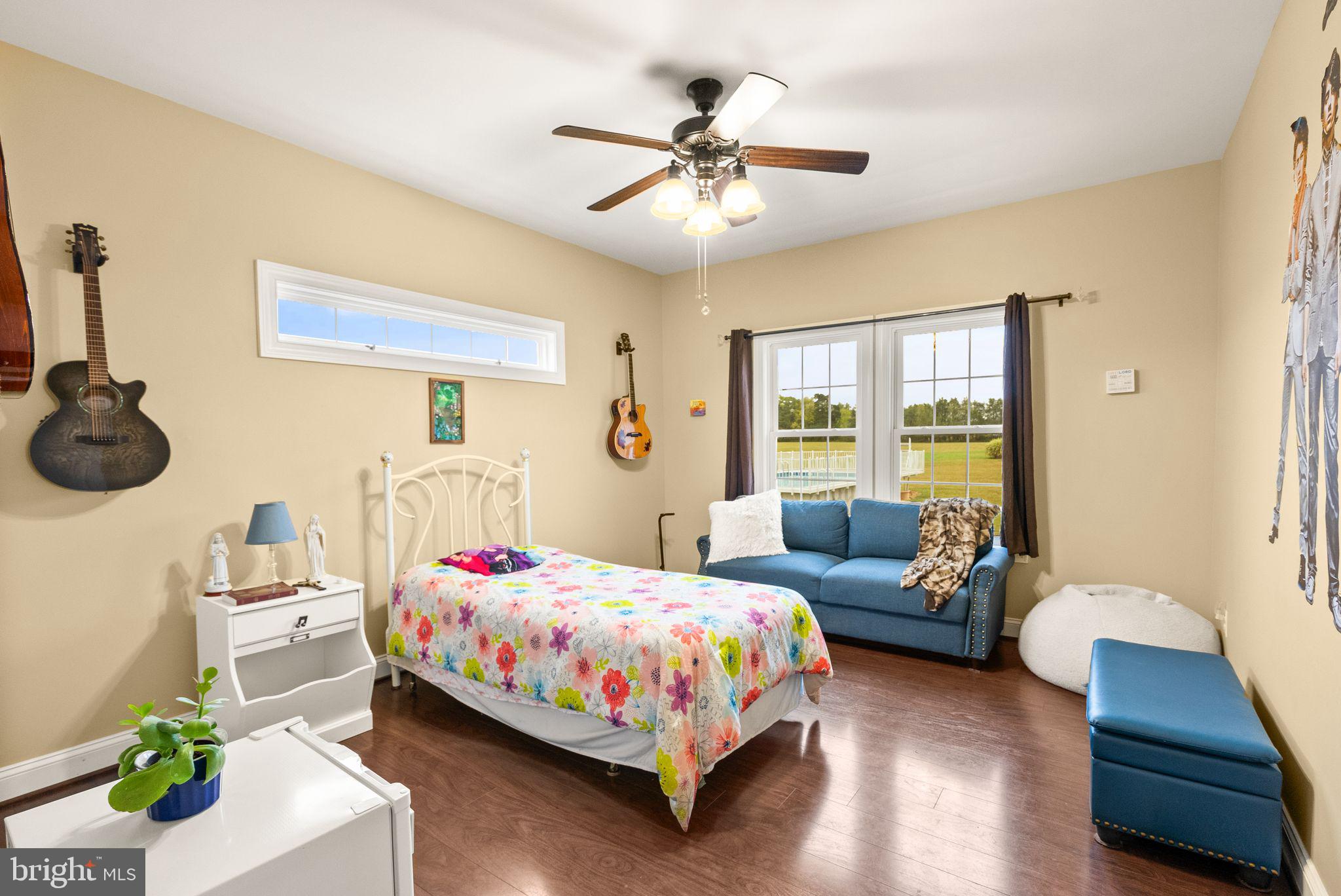 ANDREWS CROSSING - Residential