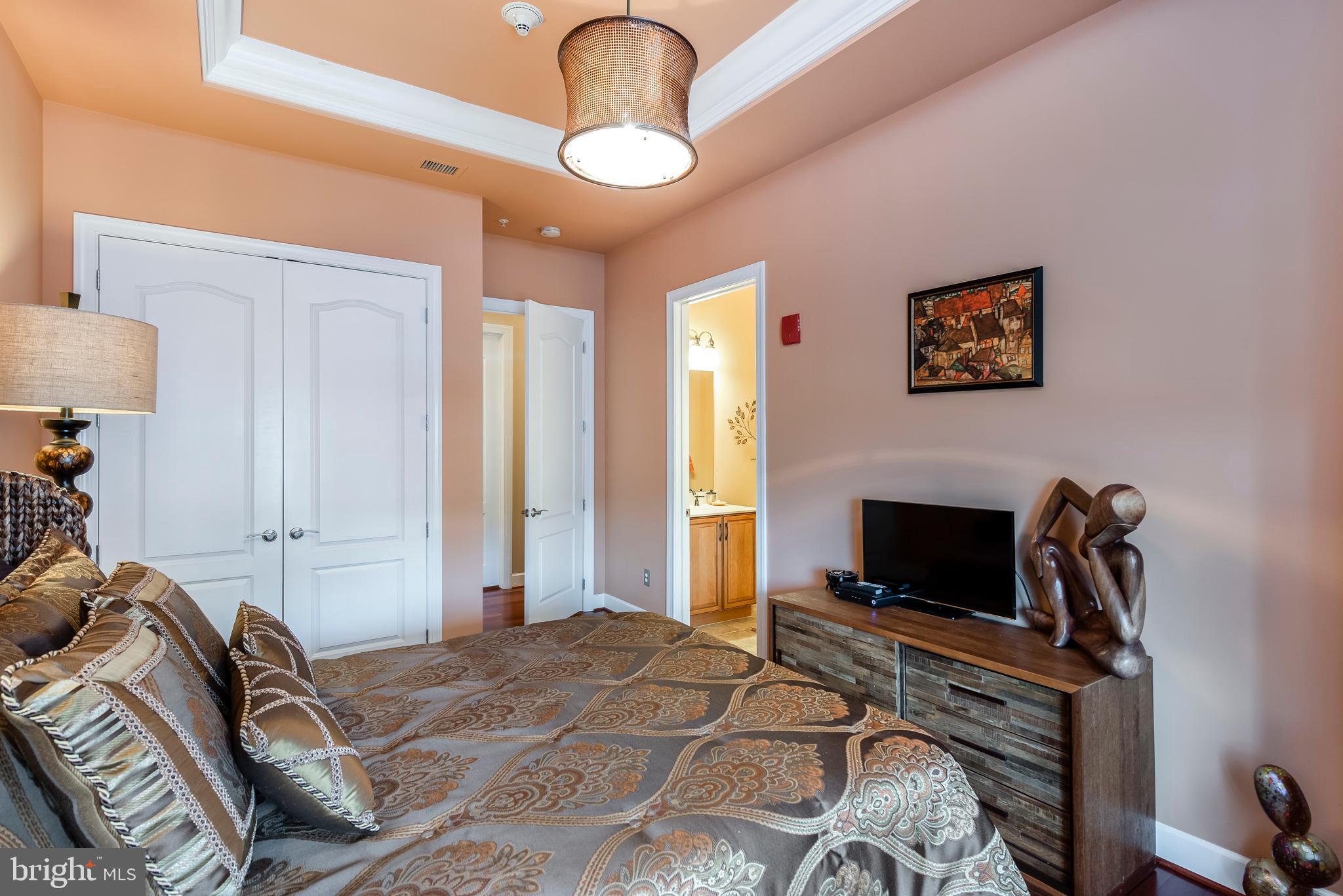 GRANDVIEW AT ANNAPOLIS TOWNE CENTRE - Residential