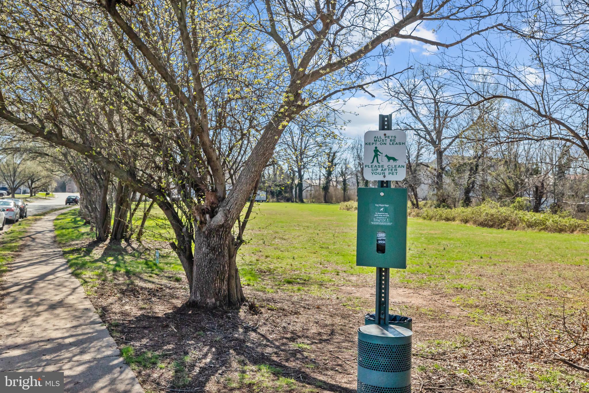 LONGSTREET COMMONS - Residential