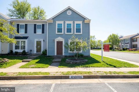 Photo of 6651 Hunting Path Road, HAYMARKET, VA 20169 (MLS # VAPW2114878)