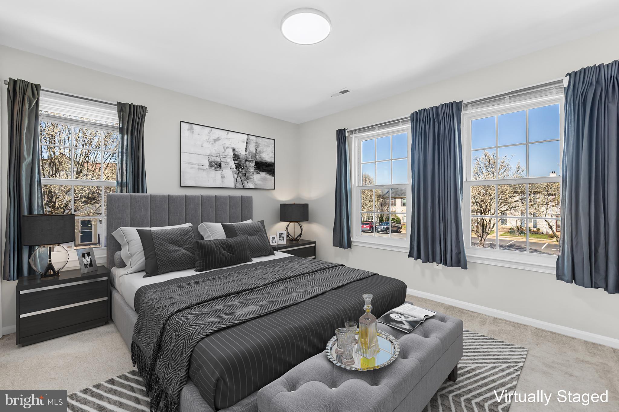 LONGSTREET COMMONS - Residential