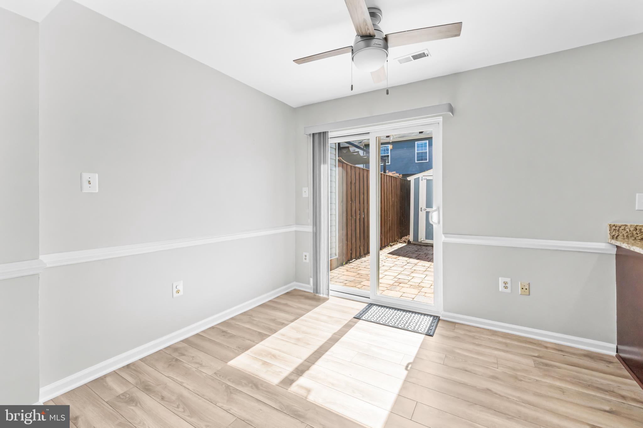 LONGSTREET COMMONS - Residential