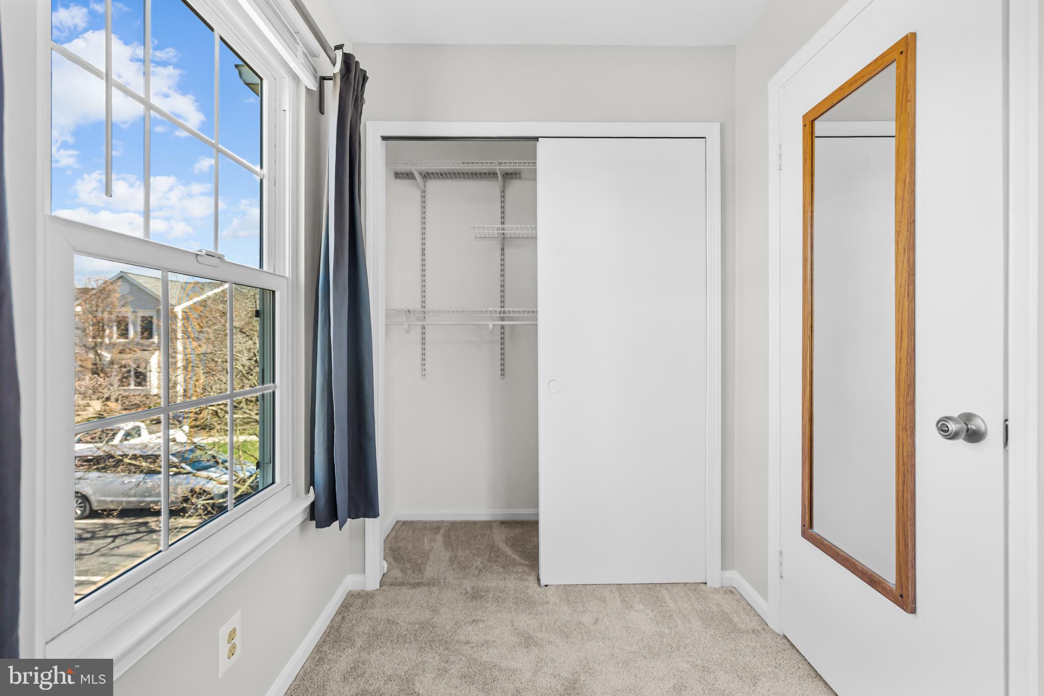 LONGSTREET COMMONS - Residential