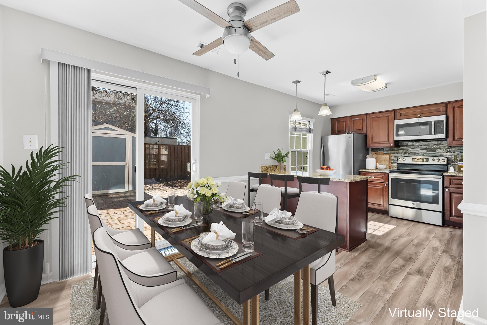 LONGSTREET COMMONS - Residential