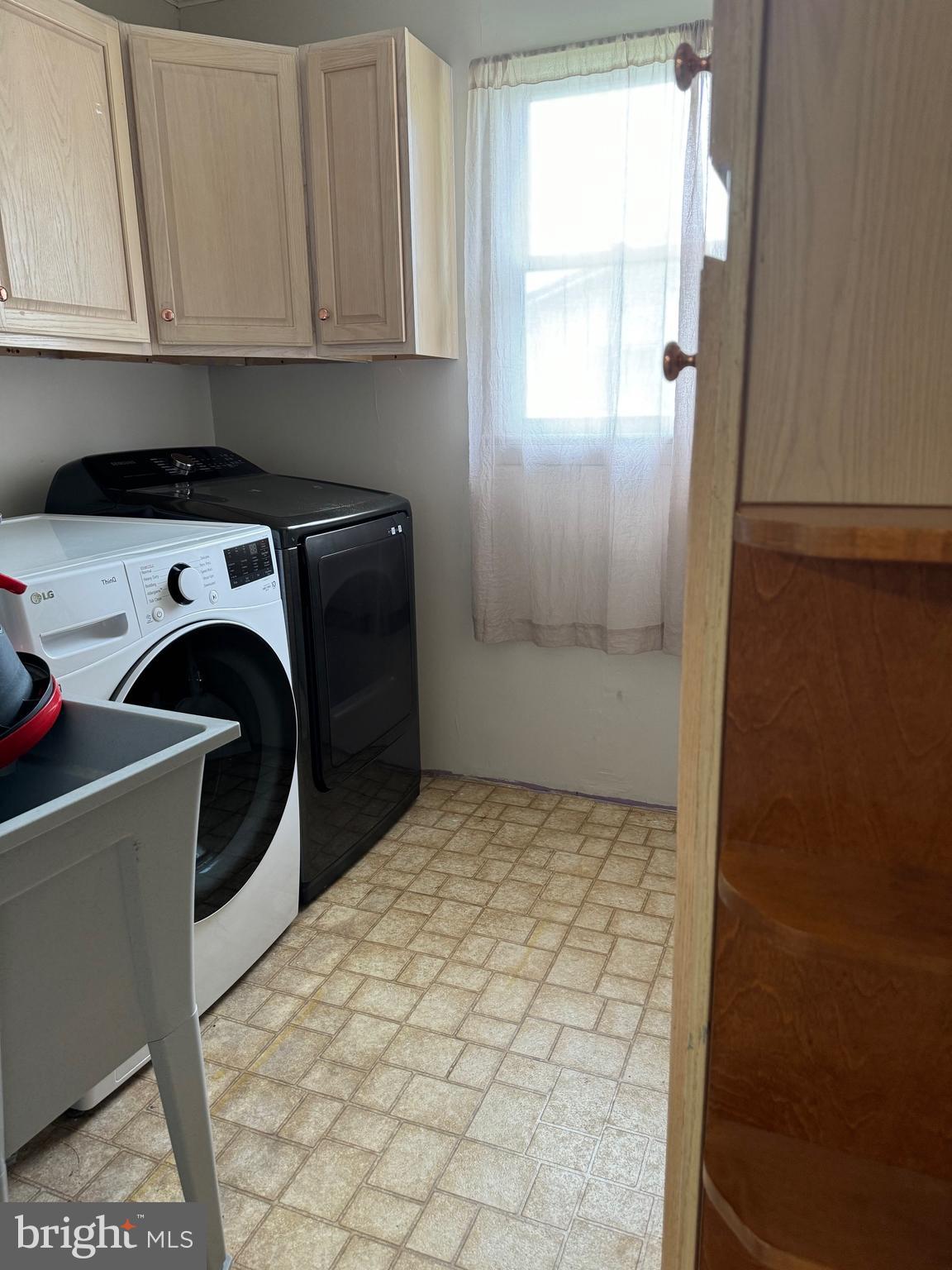 CALEDONIA HEIGHTS - Residential