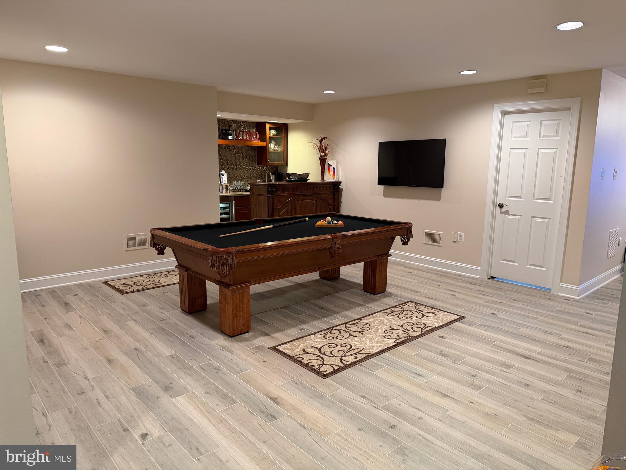 AVENEL - Residential Lease