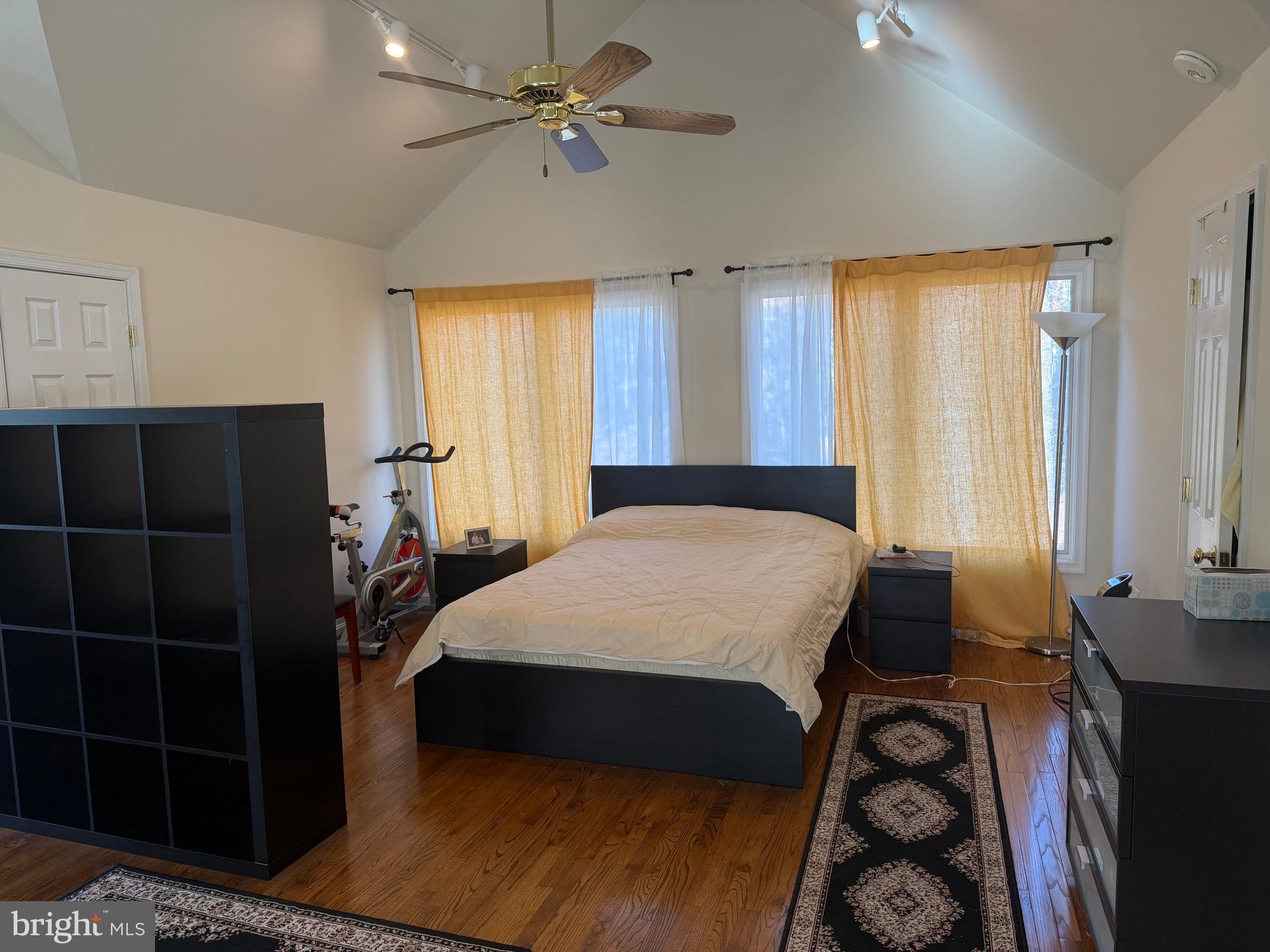 AVENEL - Residential Lease