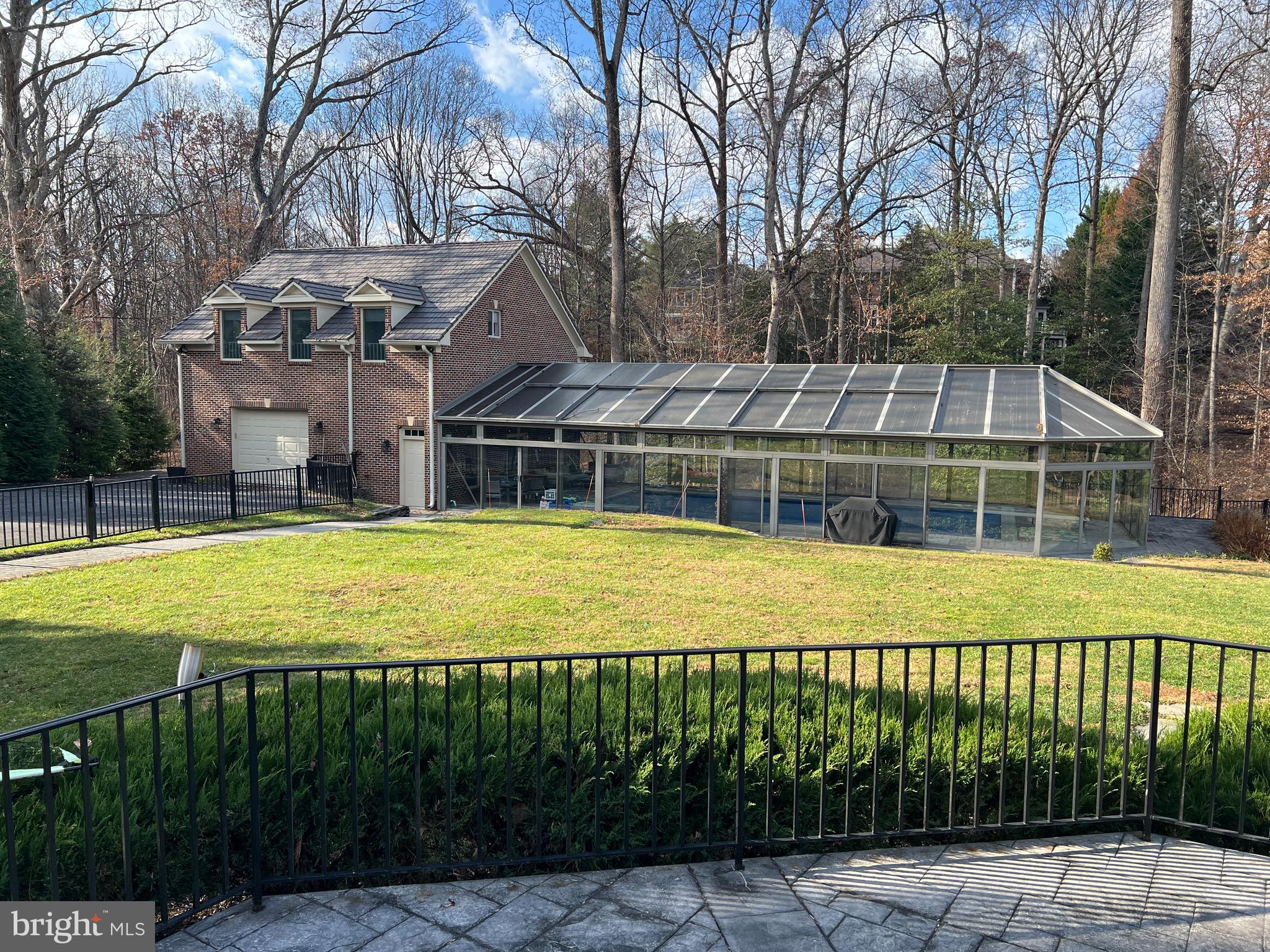 AVENEL - Residential Lease