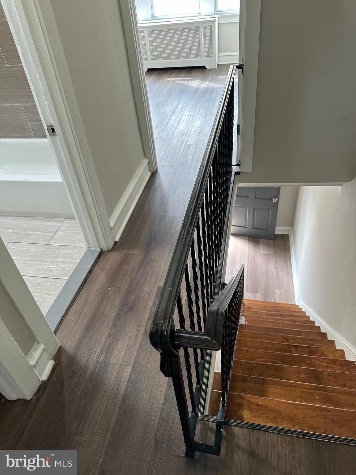 OXFORD CIRCLE - Residential