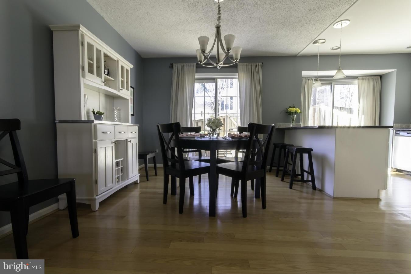 CAMERON KNOLLS - Residential