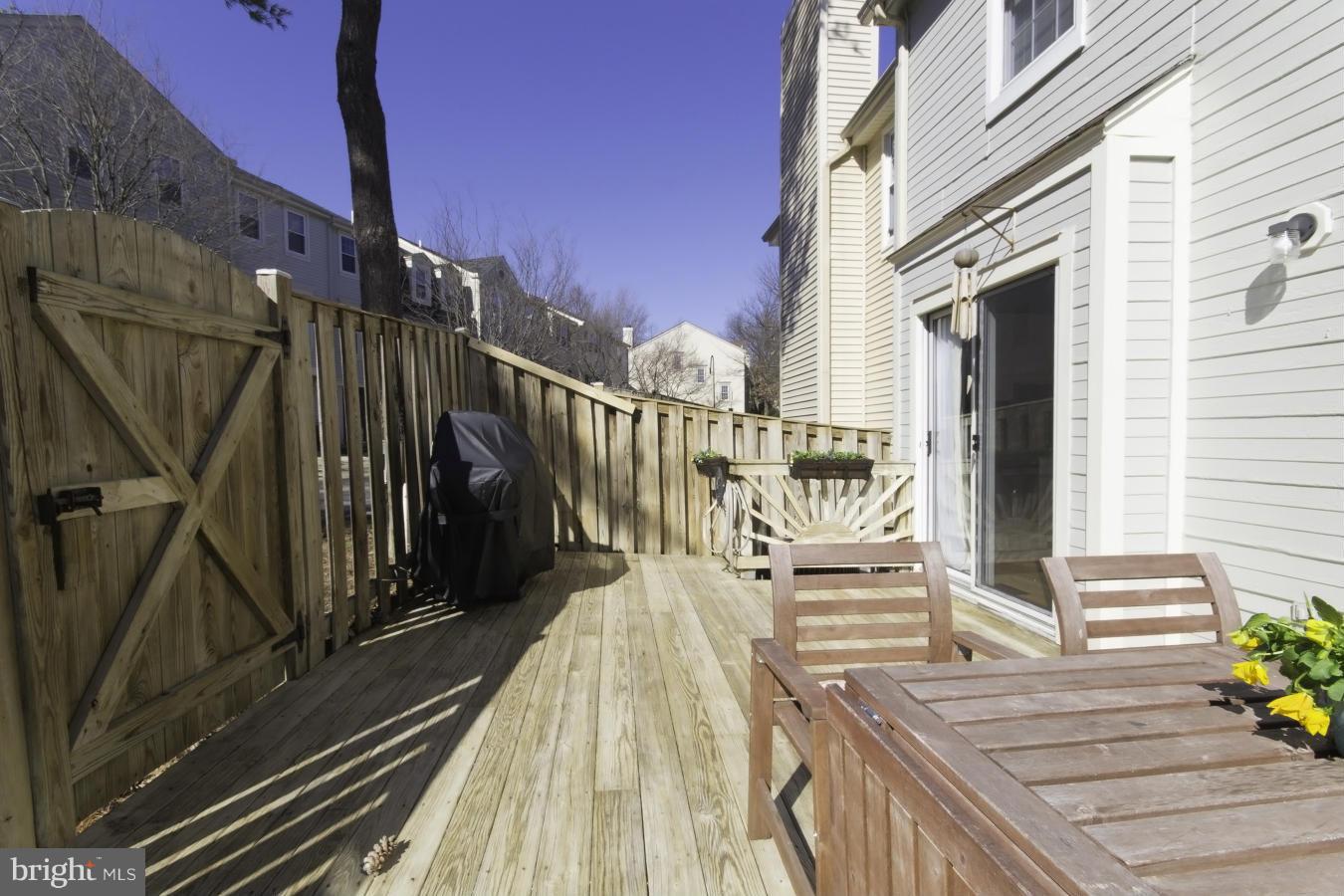 CAMERON KNOLLS - Residential