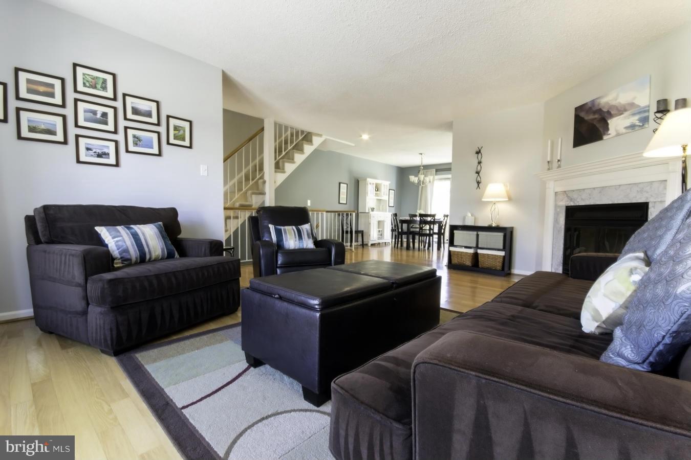 CAMERON KNOLLS - Residential