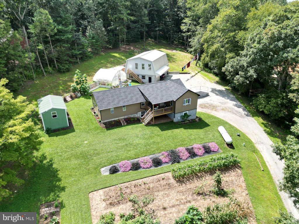 Photo of 16 Schoolhouse Road, Kirkwood, PA 17536 (MLS # PALA2040126)