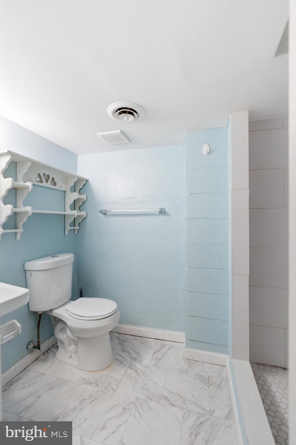 BEECHWOOD PARK - Residential