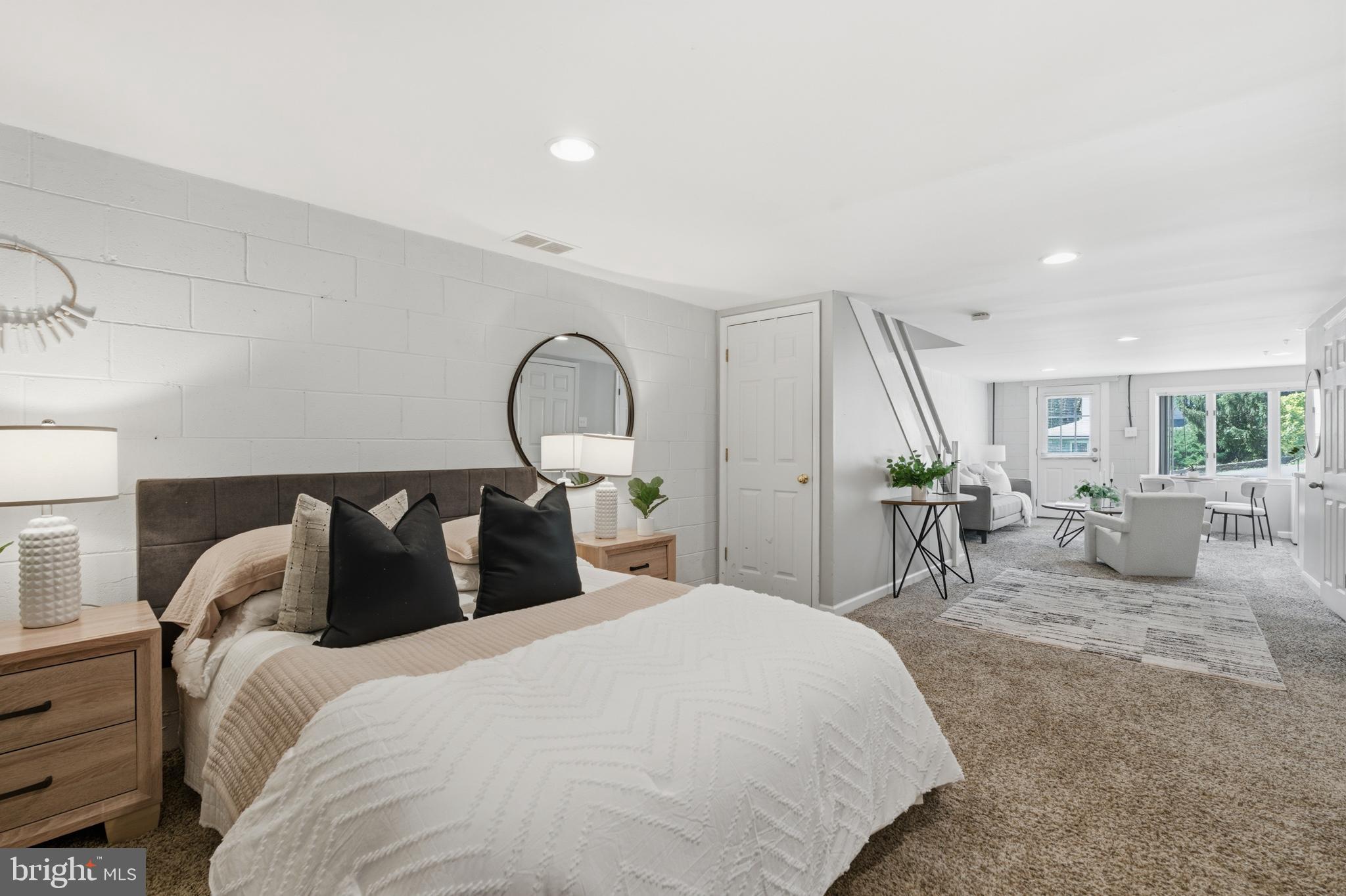 BEECHWOOD PARK - Residential