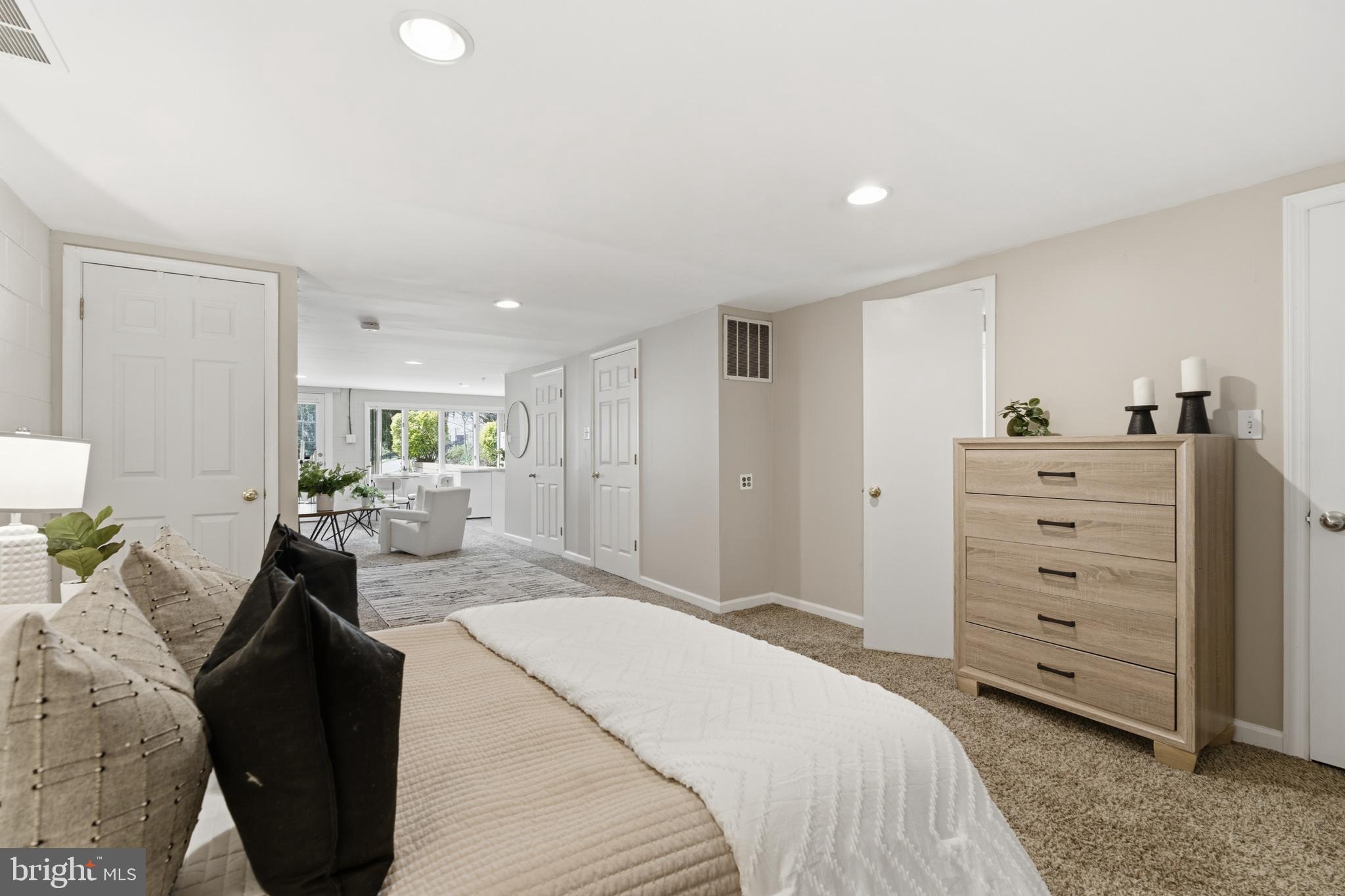 BEECHWOOD PARK - Residential