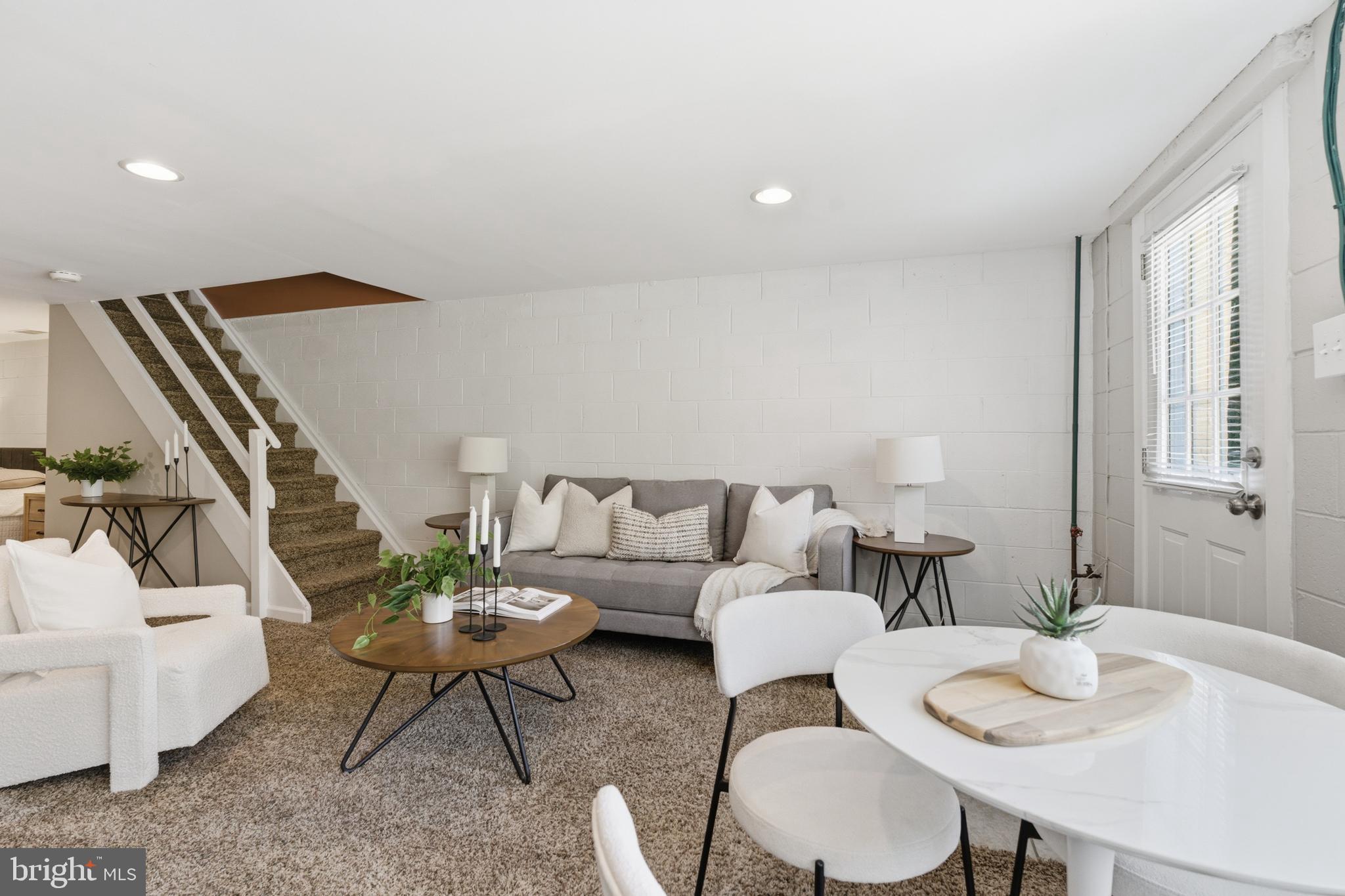 BEECHWOOD PARK - Residential