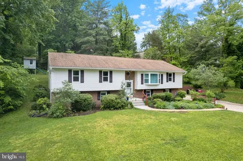 115 Woodland Road, Fredericksburg, VA MLS: VAFB2007446