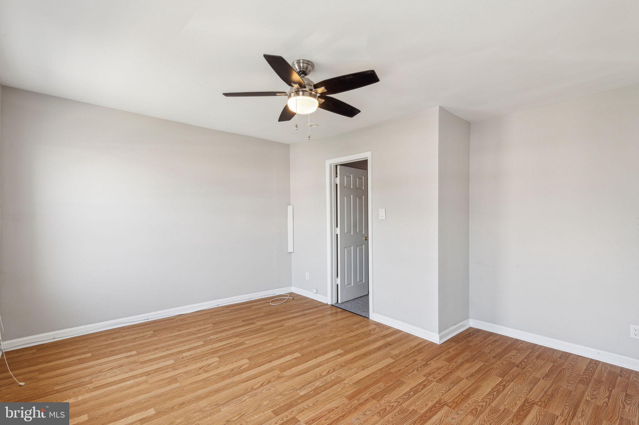 POINT BREEZE - Residential