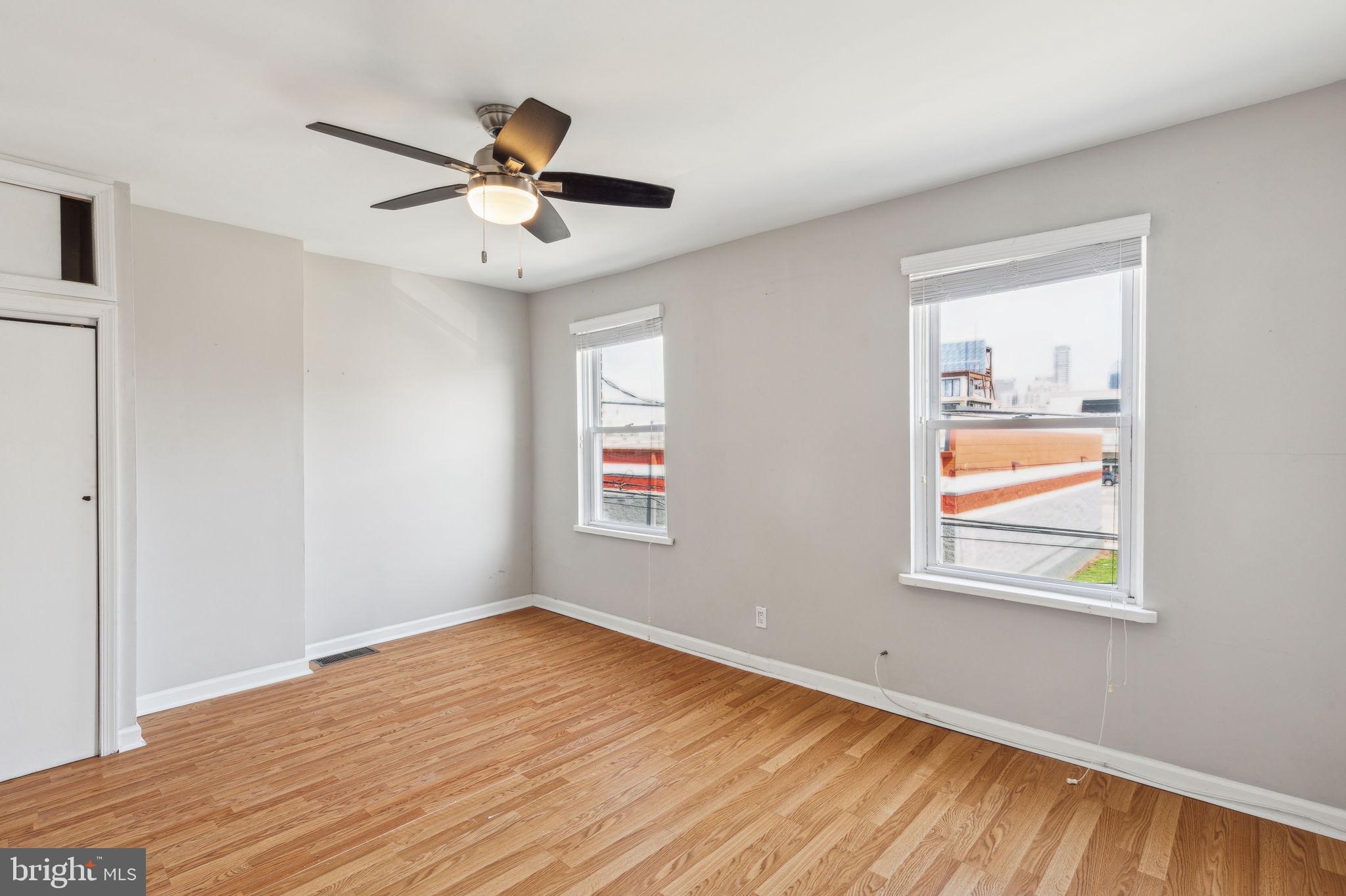 POINT BREEZE - Residential