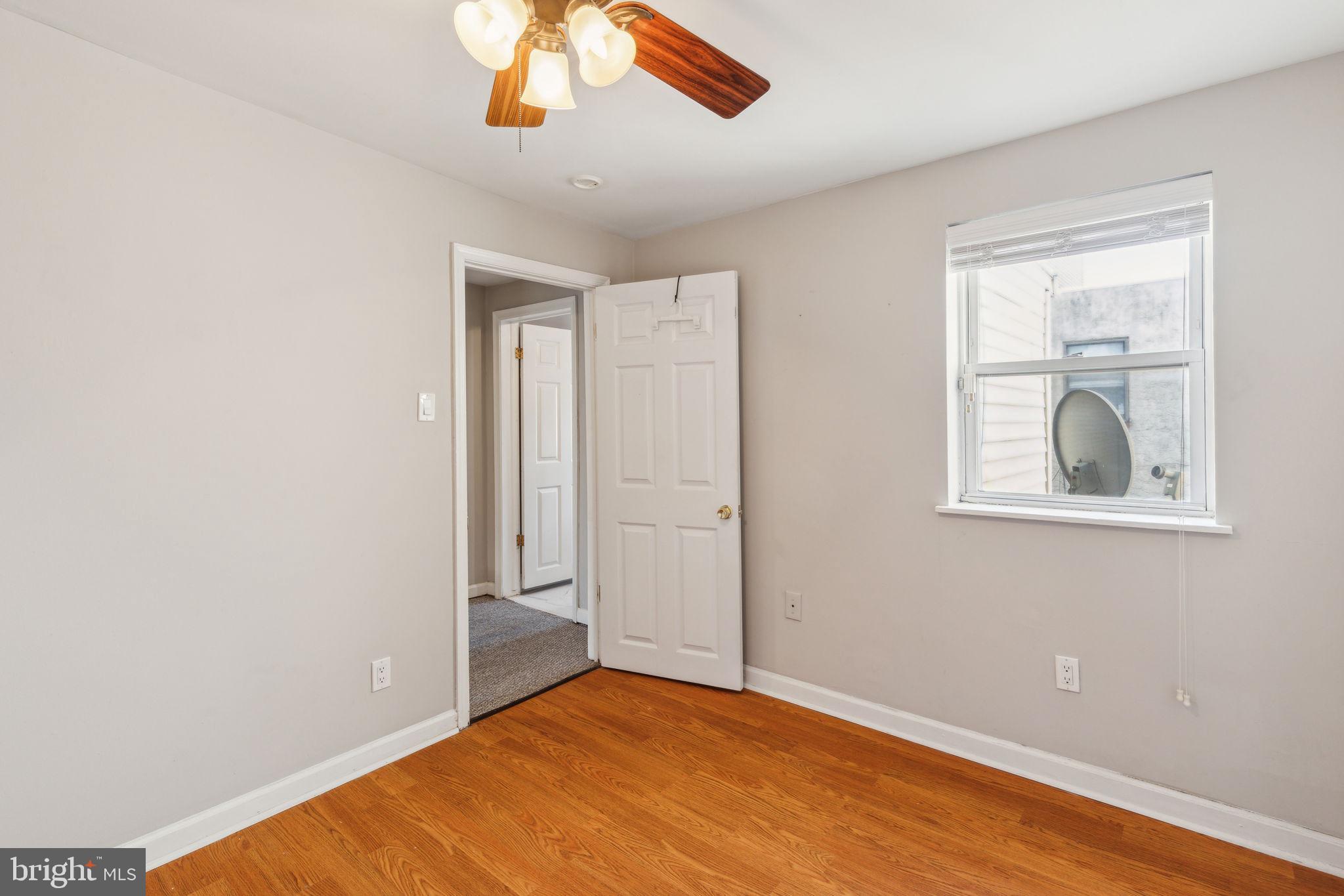 POINT BREEZE - Residential