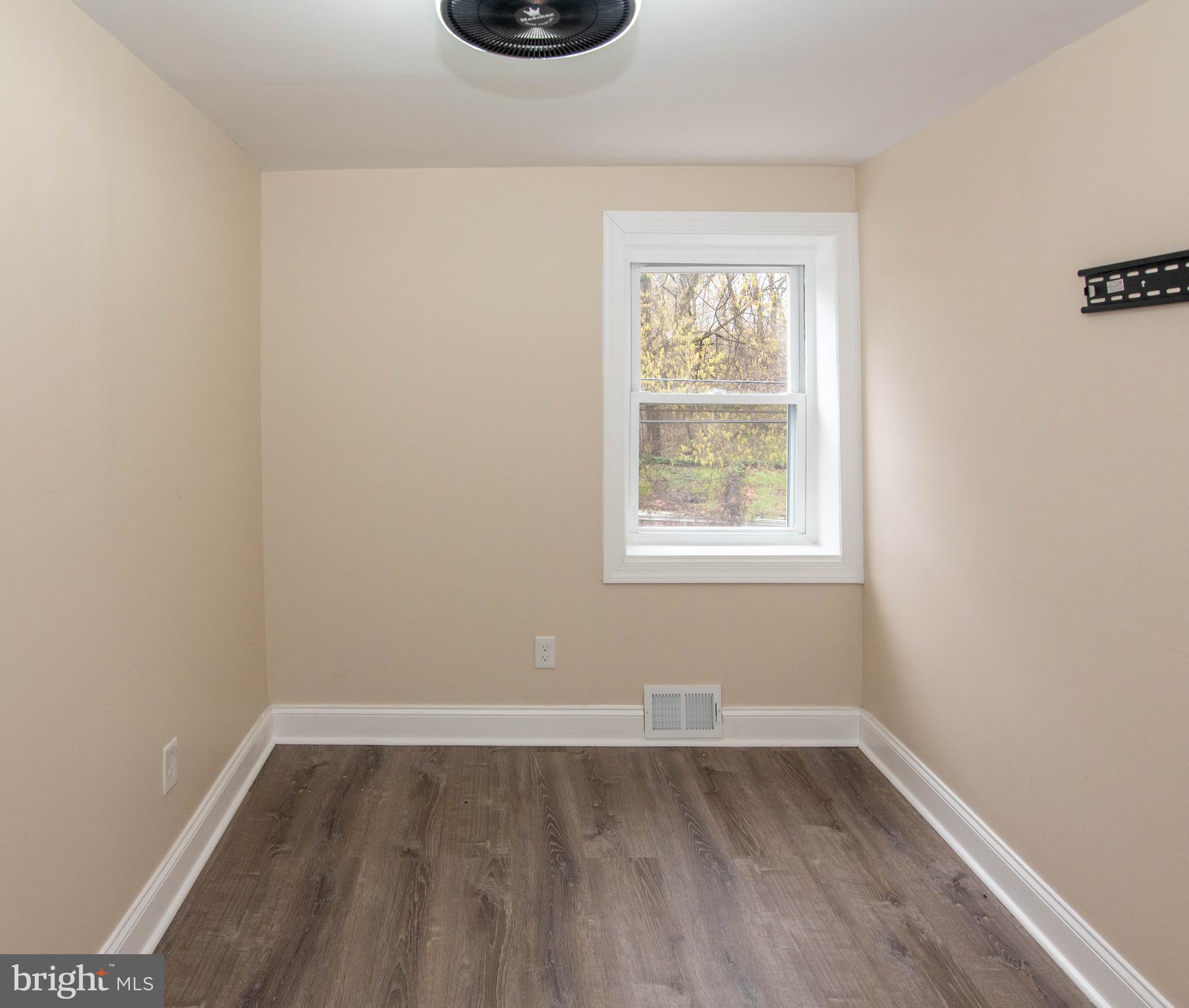 BURLEITH - LEIGHTON - Residential