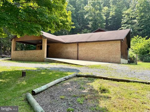 Homes For Sale - 6980 State Road 55<br/> Hardy County, MOOREFIELD, WV 26836