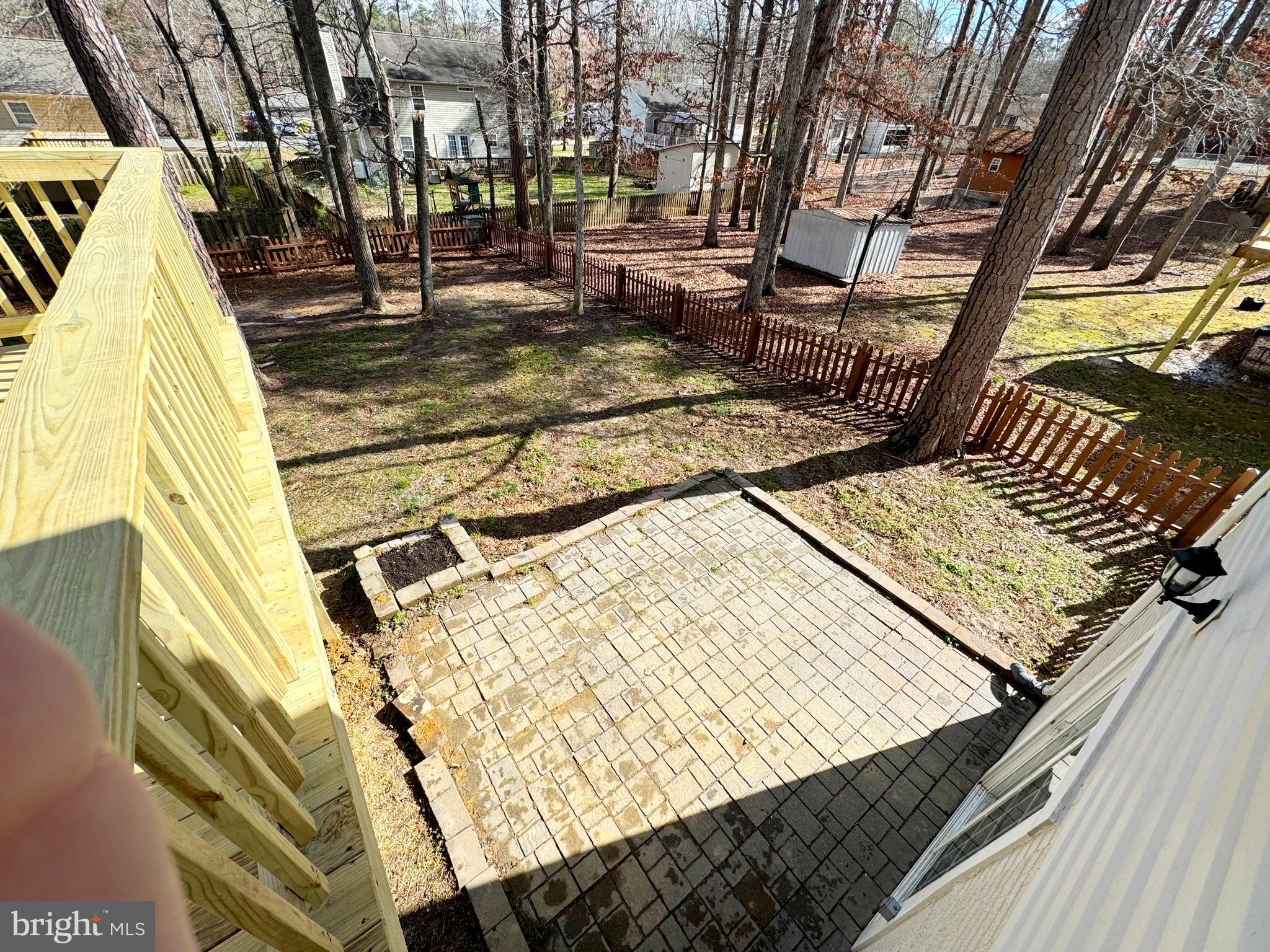 LAKE LAND OR - Residential