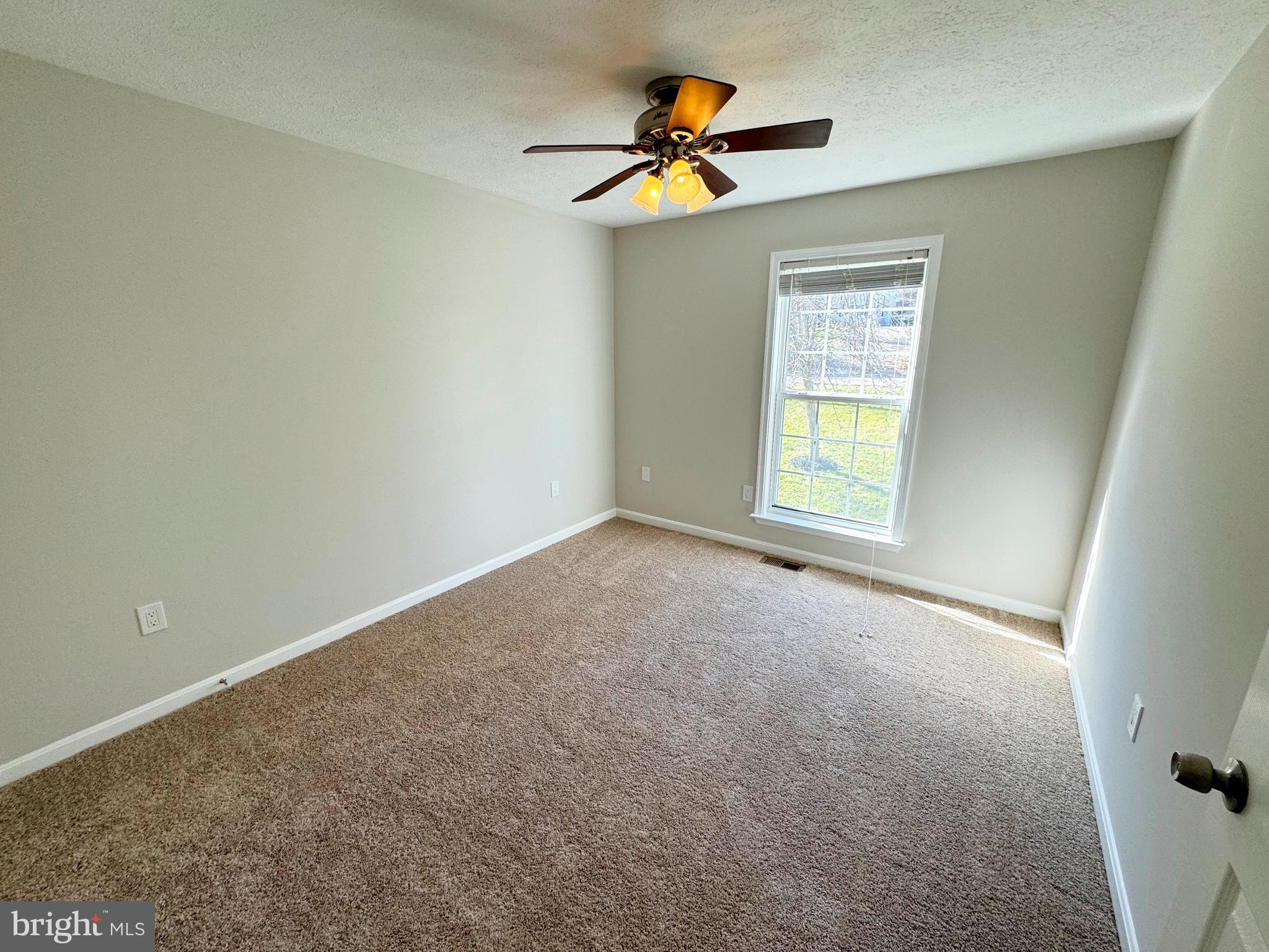 LAKE LAND OR - Residential