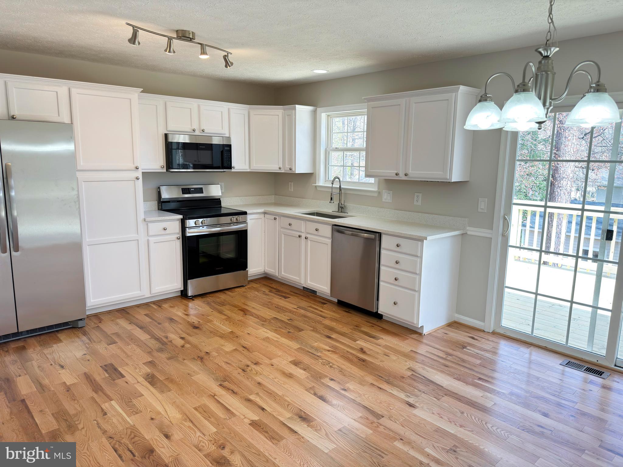 LAKE LAND OR - Residential